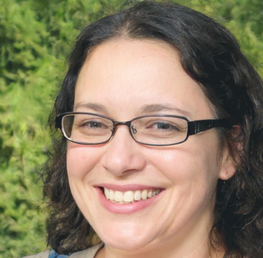 Portrait de Léonie Favreau, instructrice de méditation thérapeutique